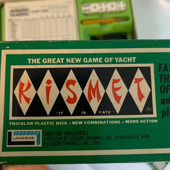 Vintage Kismet Game (Yahtzee) with extra score sheets - Picture 10 of 10